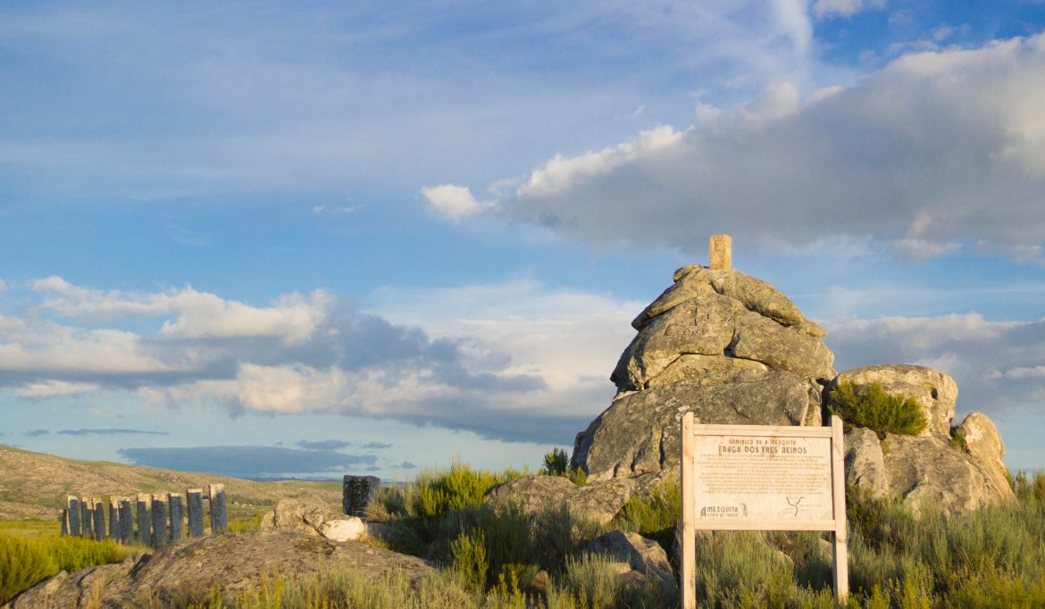 Penedo dos Tres Reinos